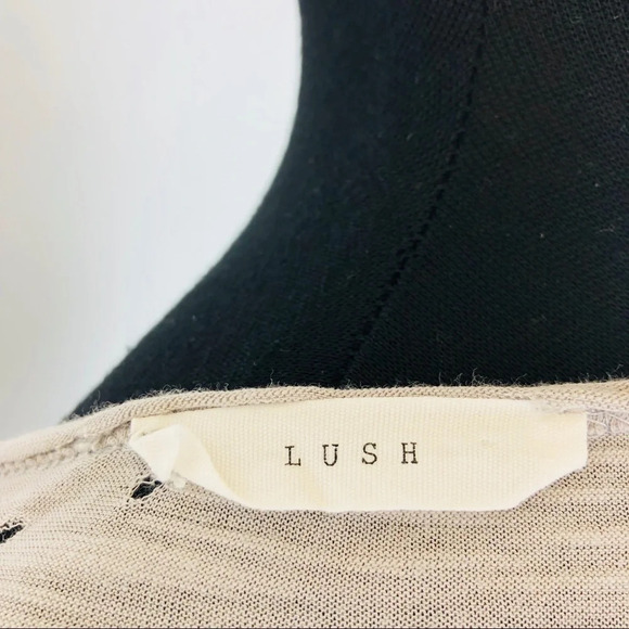 3/$25 Lush Holey Distressed Asymmetrical Top Small - Picture 5 of 6